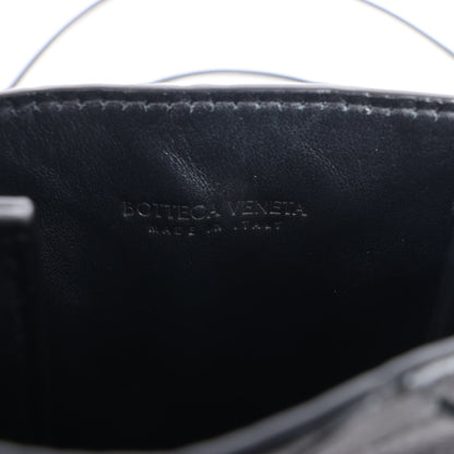 Bottega Veneta Intrecciato Leather Shoulder bag in Black