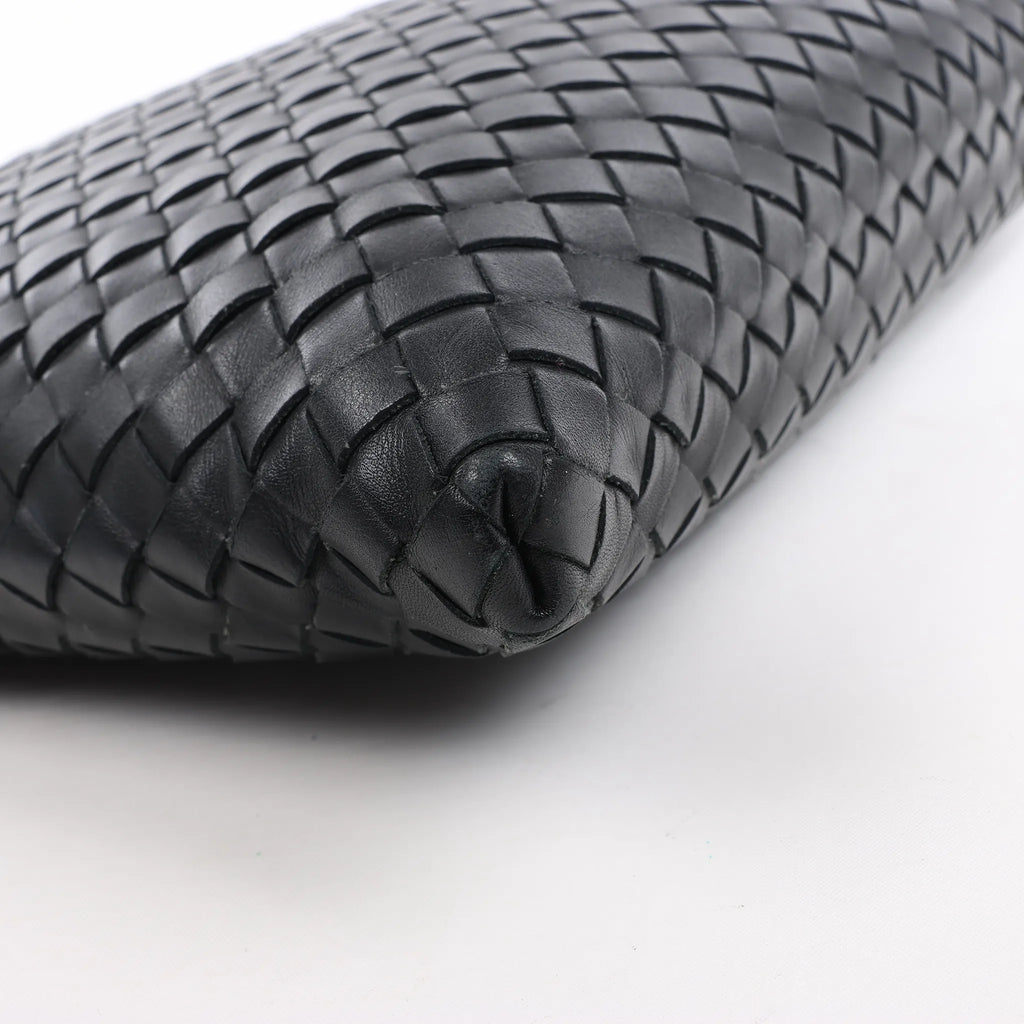 Bottega Veneta VN Intrecciato Leather Crossbody Messenger Bag in Black