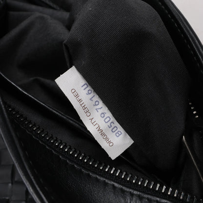 Bottega Veneta VN Umhängetasche aus Intrecciato-Leder in Schwarz