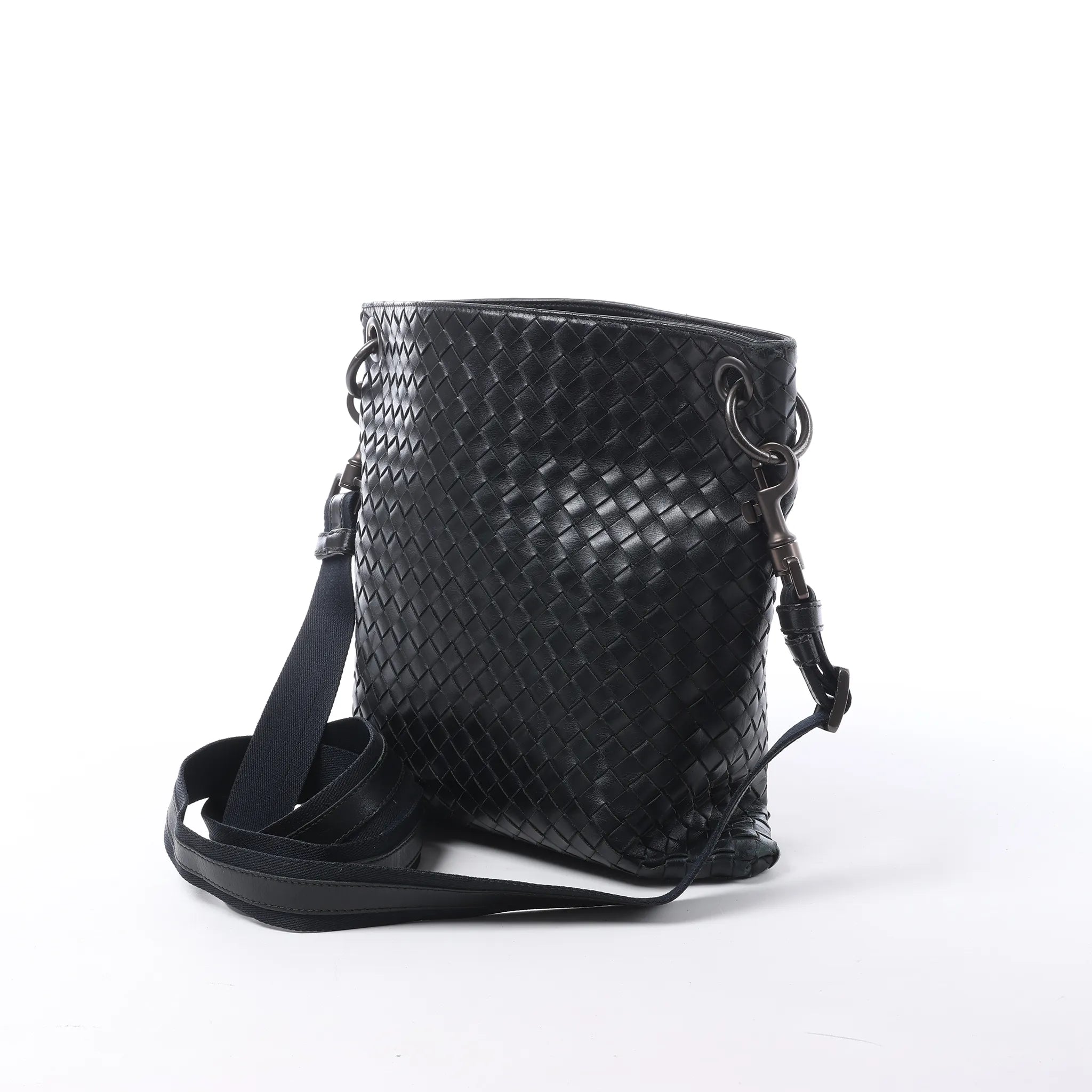 Bottega Veneta VN Intrecciato Crossbody Messenger Bag in Black
