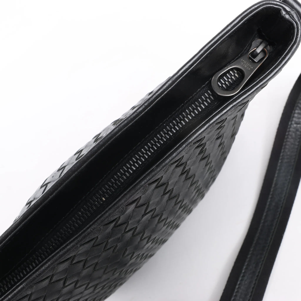 Bottega Veneta VN Nappa Intrecciato Crossbody Messenger Bag in Black
