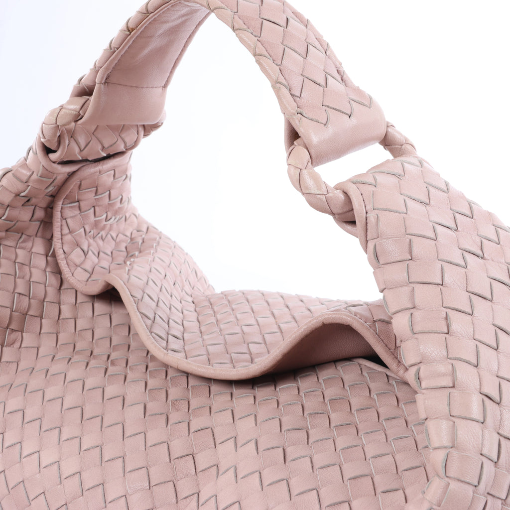 Bottega Veneta Intrecciato Leather Shoulder bag in Pink