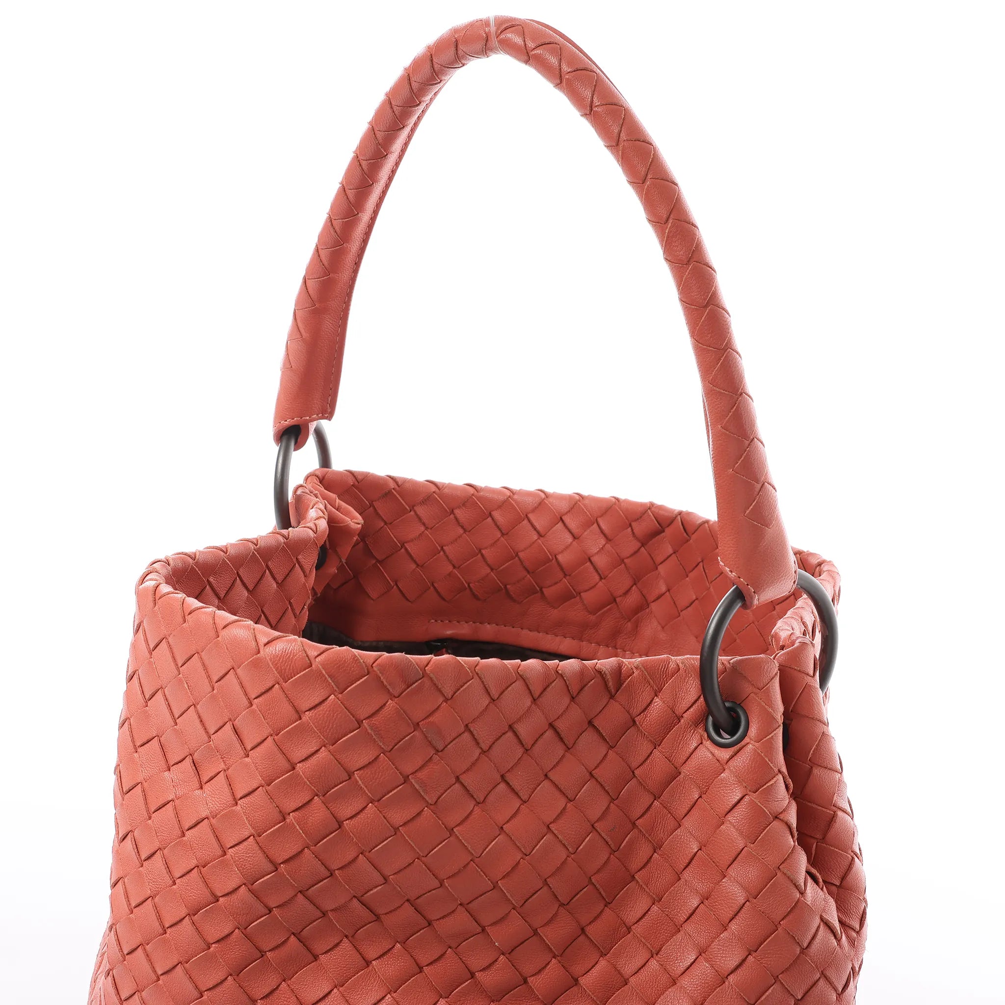 Bottega Veneta Intrecciato Leather Shoulder bag in Pink