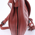 Bolso cruzado Bottega Veneta Cassette Maxi Intrecciato de piel en color beis
