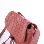 Bolso cruzado Bottega Veneta Cassette Maxi Intrecciato de piel en color beis