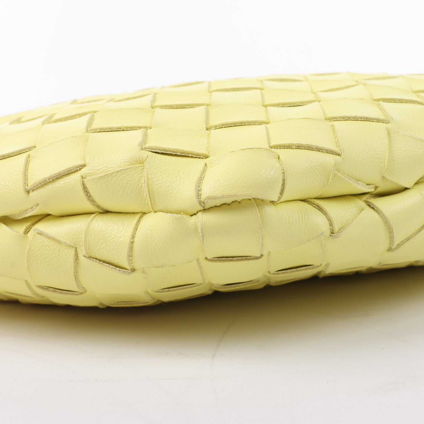 Bottega Veneta Intrecciato Medium Turns Pouch Leather Shoulder bag in Yellow