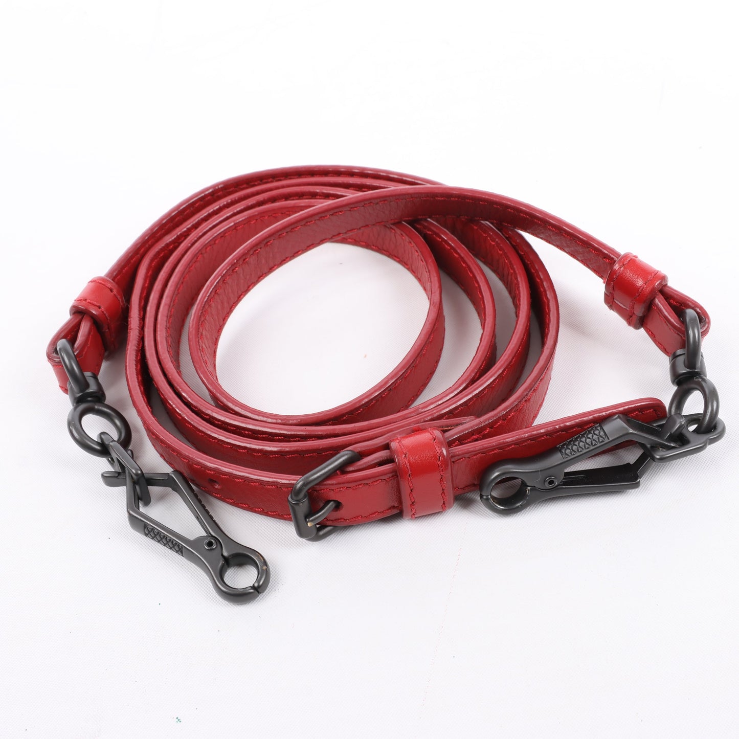 Bottega Veneta Intrecciato Roma Lederhandtasche in Rot