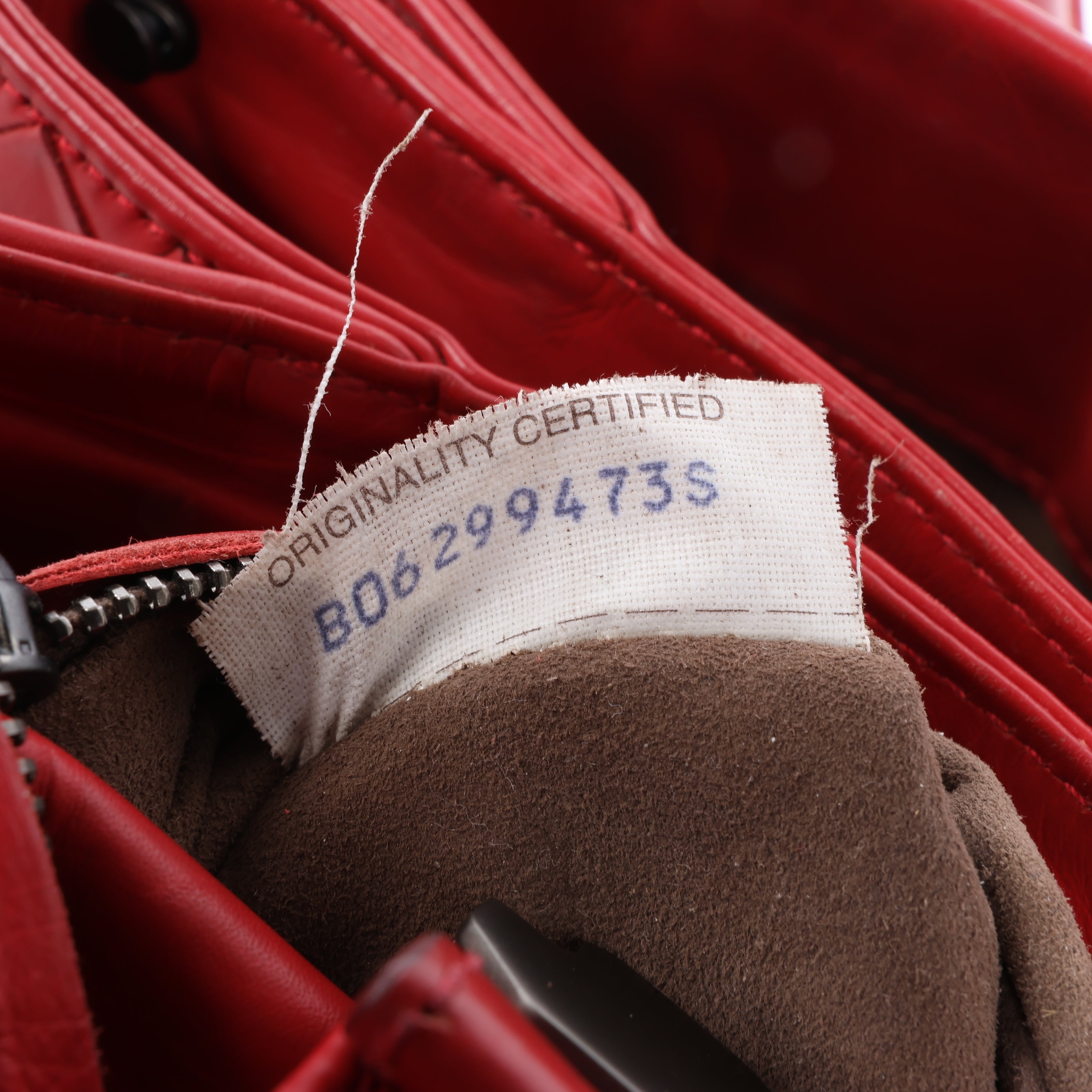 Bottega Veneta Intrecciato Roma Leather Handbag in Red