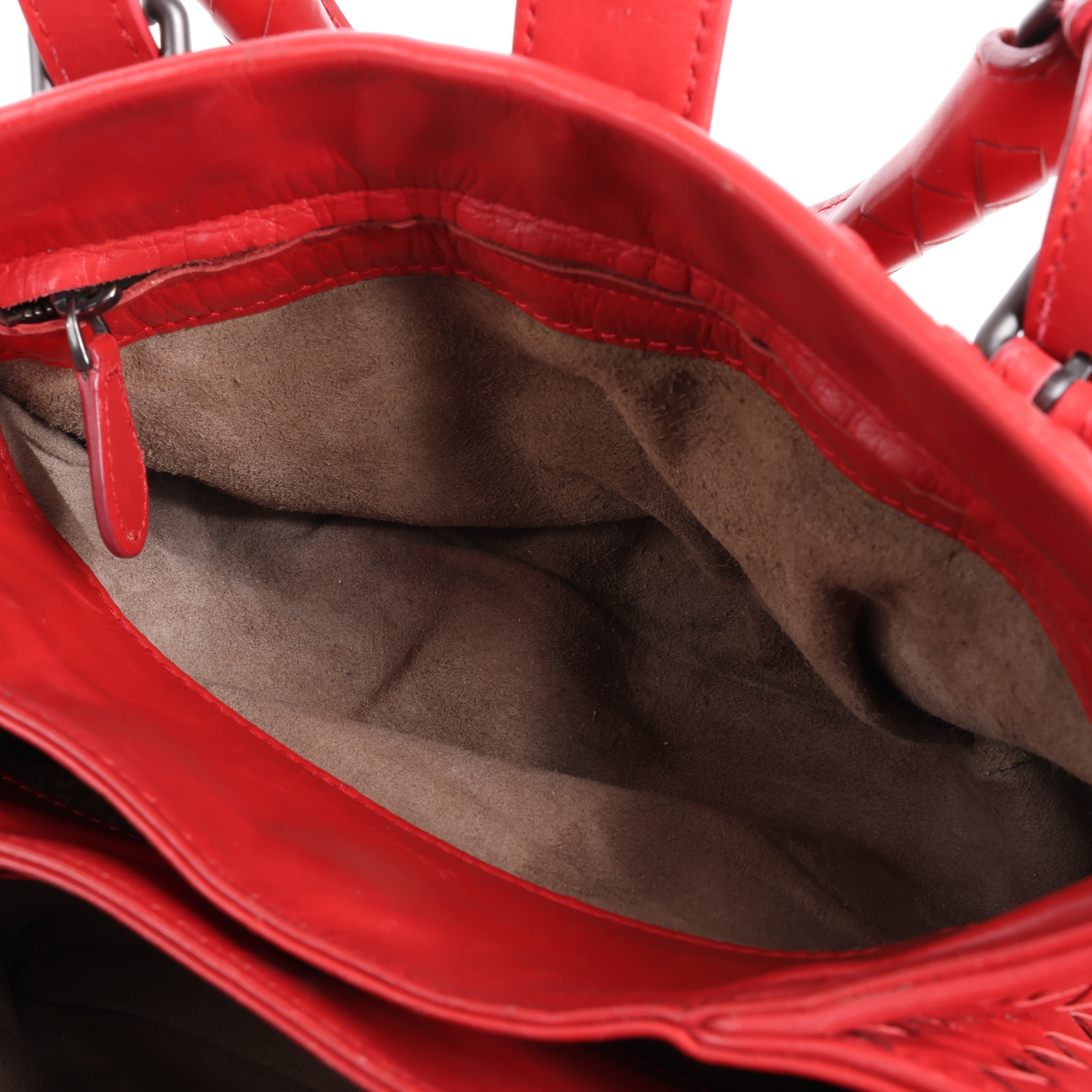 Bottega Veneta Intrecciato Roma Leather Handbag in Red