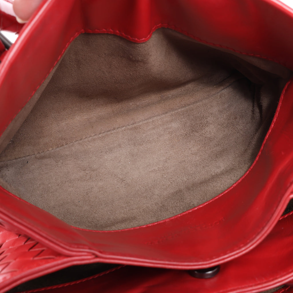 Bottega Veneta Intrecciato Roma Leather Handbag in Red