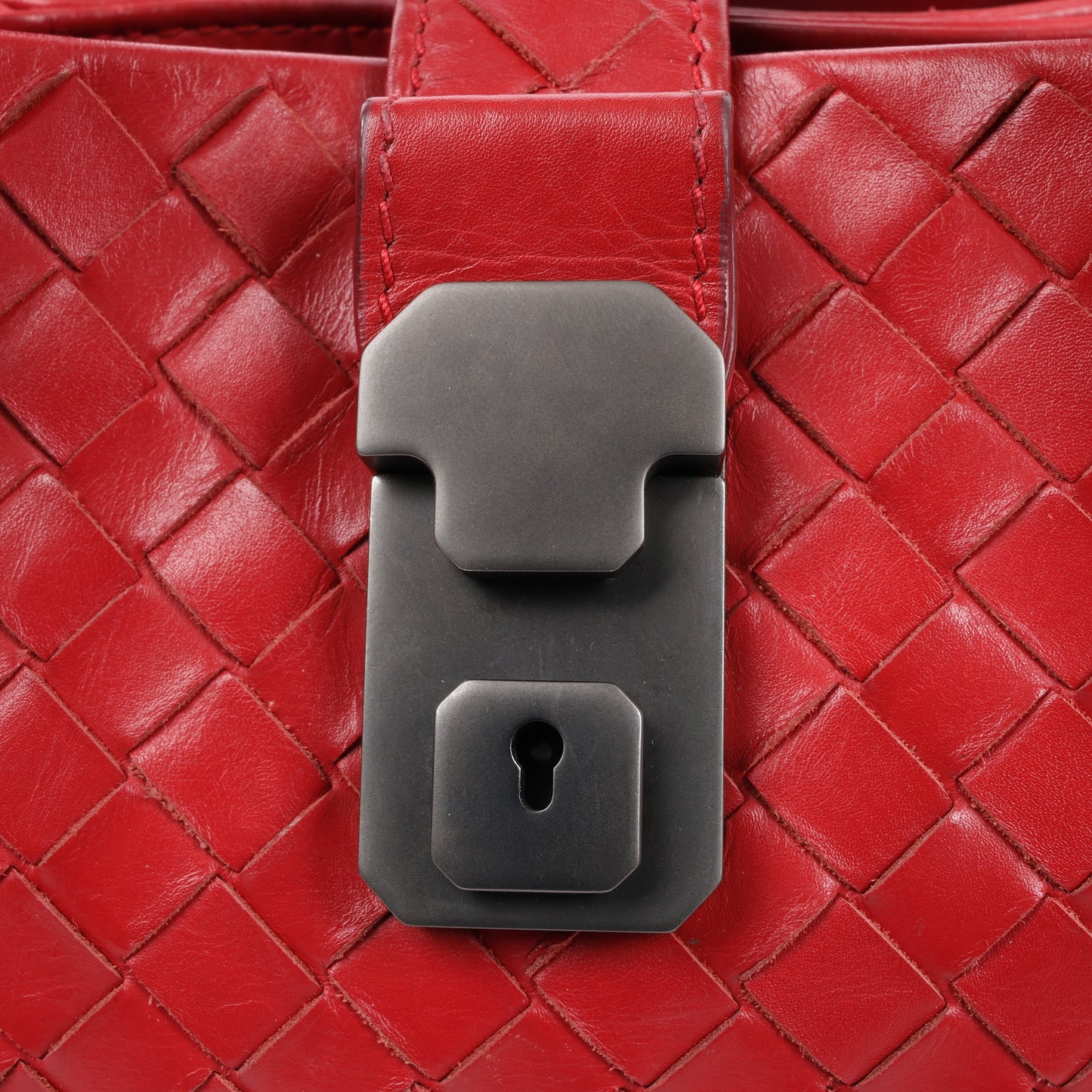 Bottega Veneta Intrecciato Roma Sac à main en cuir rouge