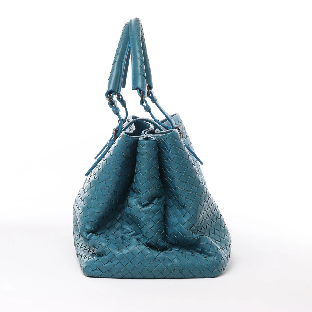 Bottega Veneta Intrecciato Roma Leather Handbag in Blue