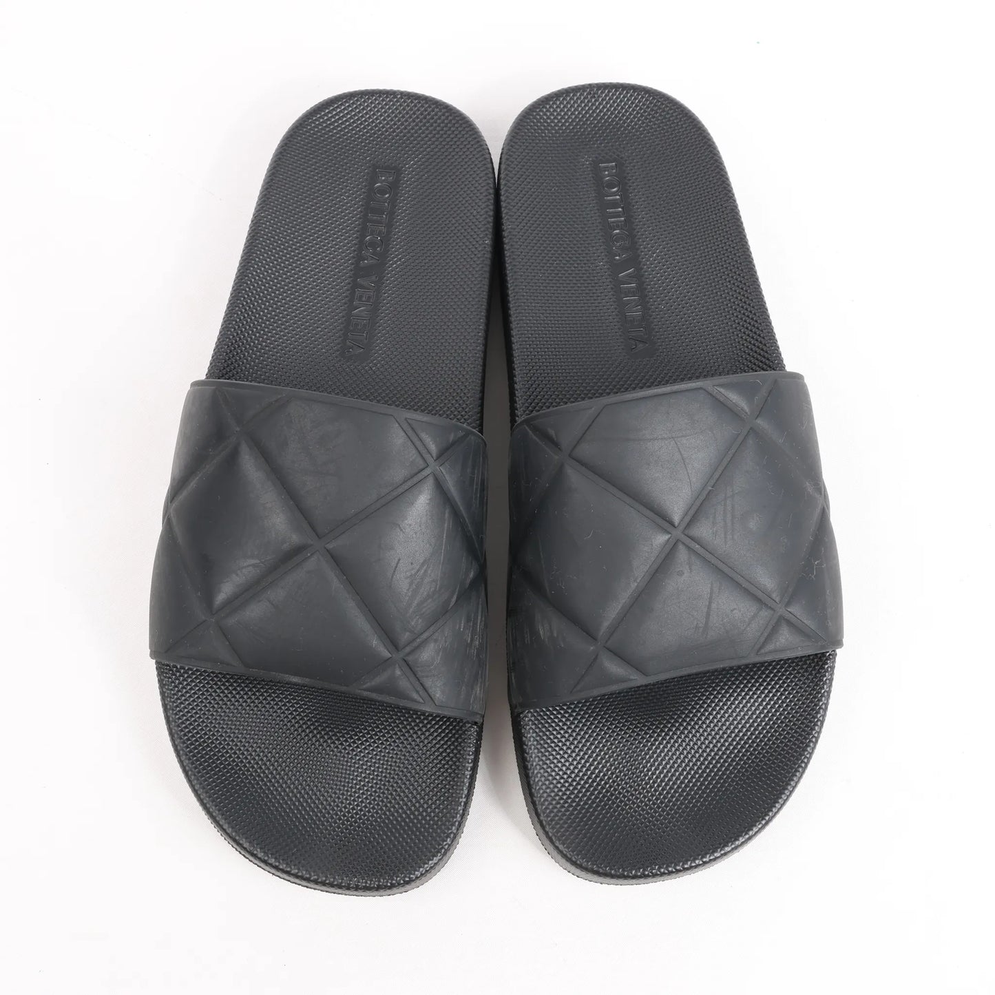 Bottega Veneta Intrecciato Rubber BV Flache Pantoletten in Schwarz, Größe 40 EU