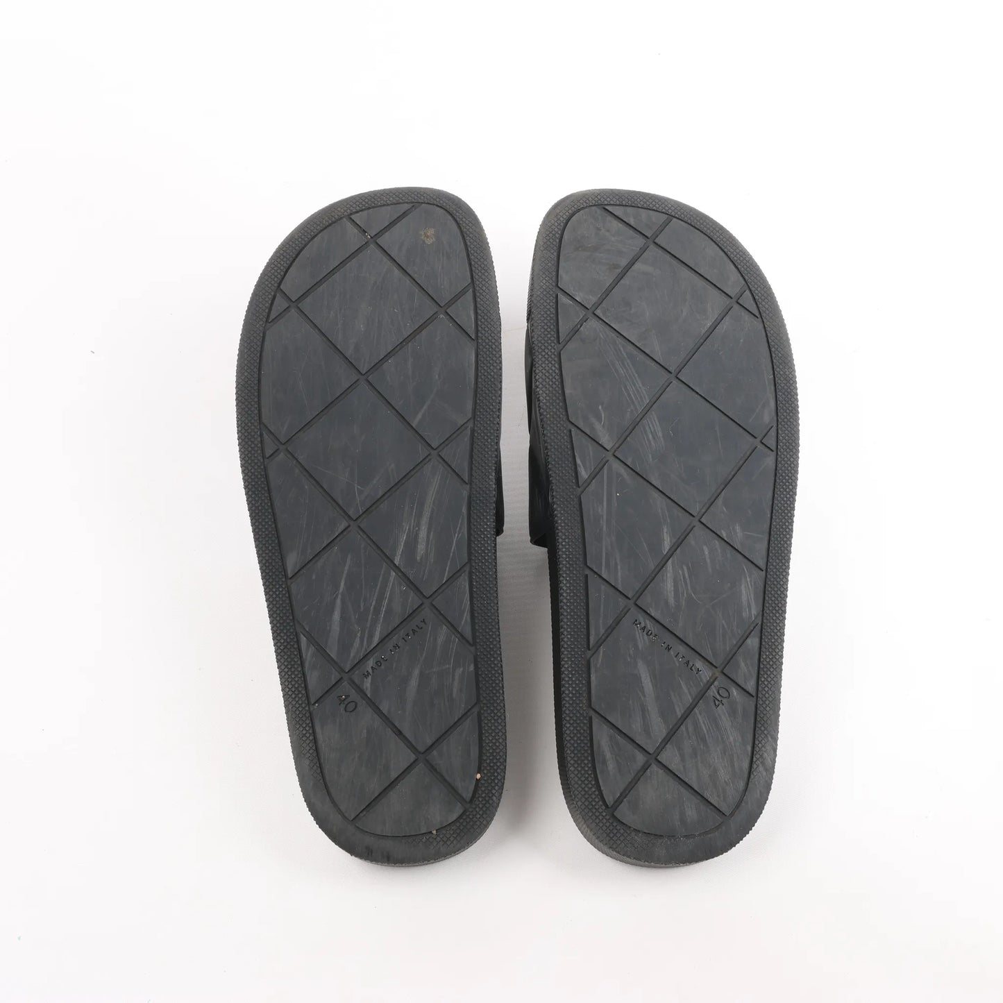 Bottega Veneta Intrecciato Rubber BV Flache Pantoletten in Schwarz, Größe 40 EU