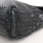 Bottega Veneta Intrecciato Leather Handbag in Black