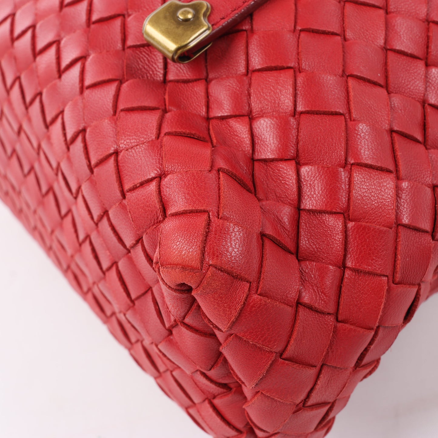 Bottega Veneta Intrecciato Leather Handbag in Red