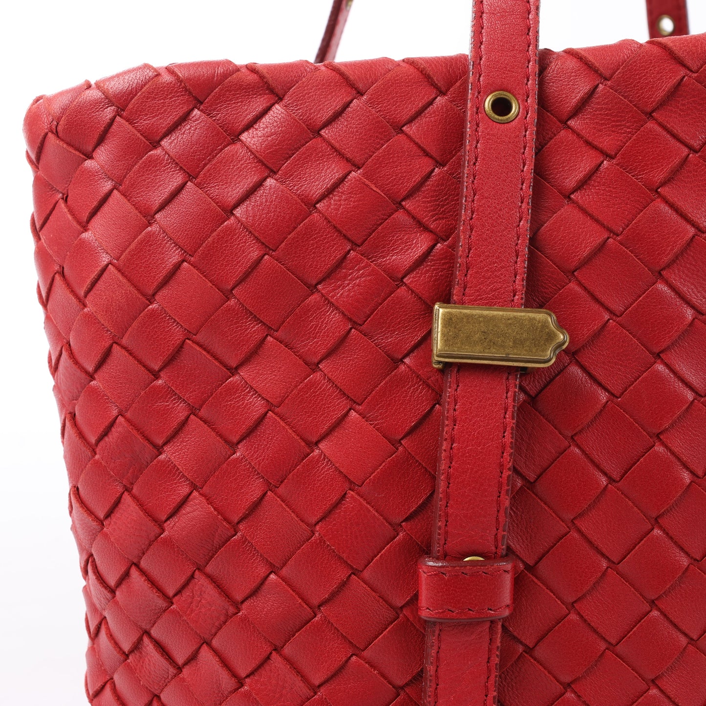 Bottega Veneta Intrecciato Leather Handbag in Red