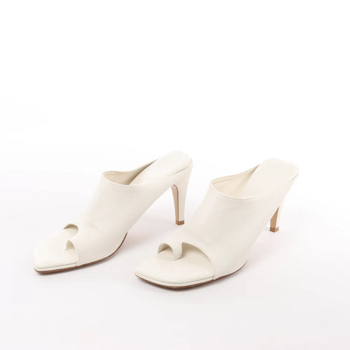 Bottega Veneta Mule Tacón Anillo Dedo Piel en Blanco, Talla 39 EU