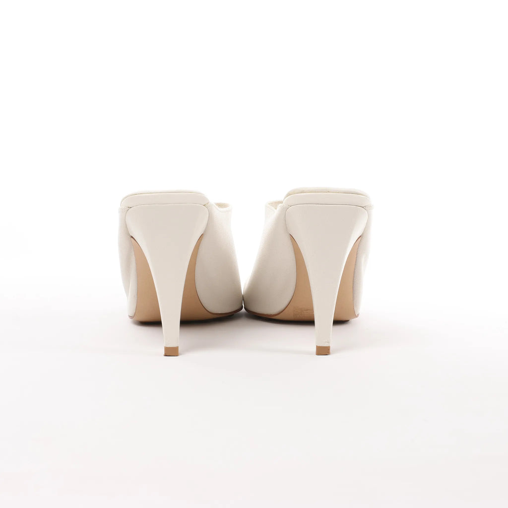 Bottega Veneta Mule Heel Toe Ring Leather in White, Size 39 EU