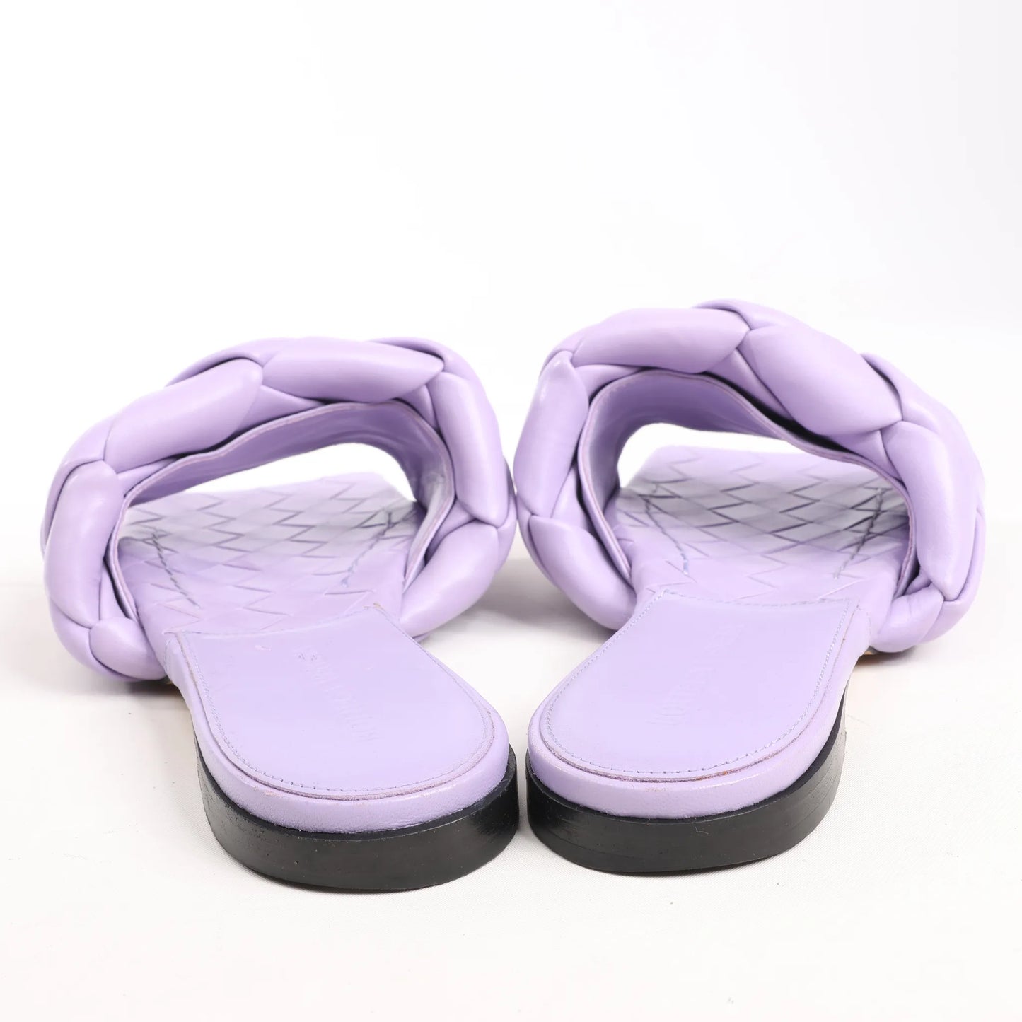 Bottega Veneta Lido Intrecciato Leather Sandals in Purple, Size 37 EU
