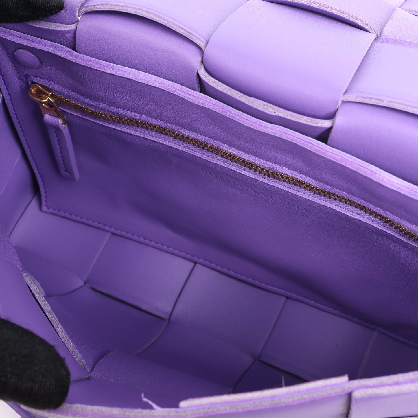 Bottega Veneta Maxi Intrecciato Cassette Leather Shoulder Bag in Purple