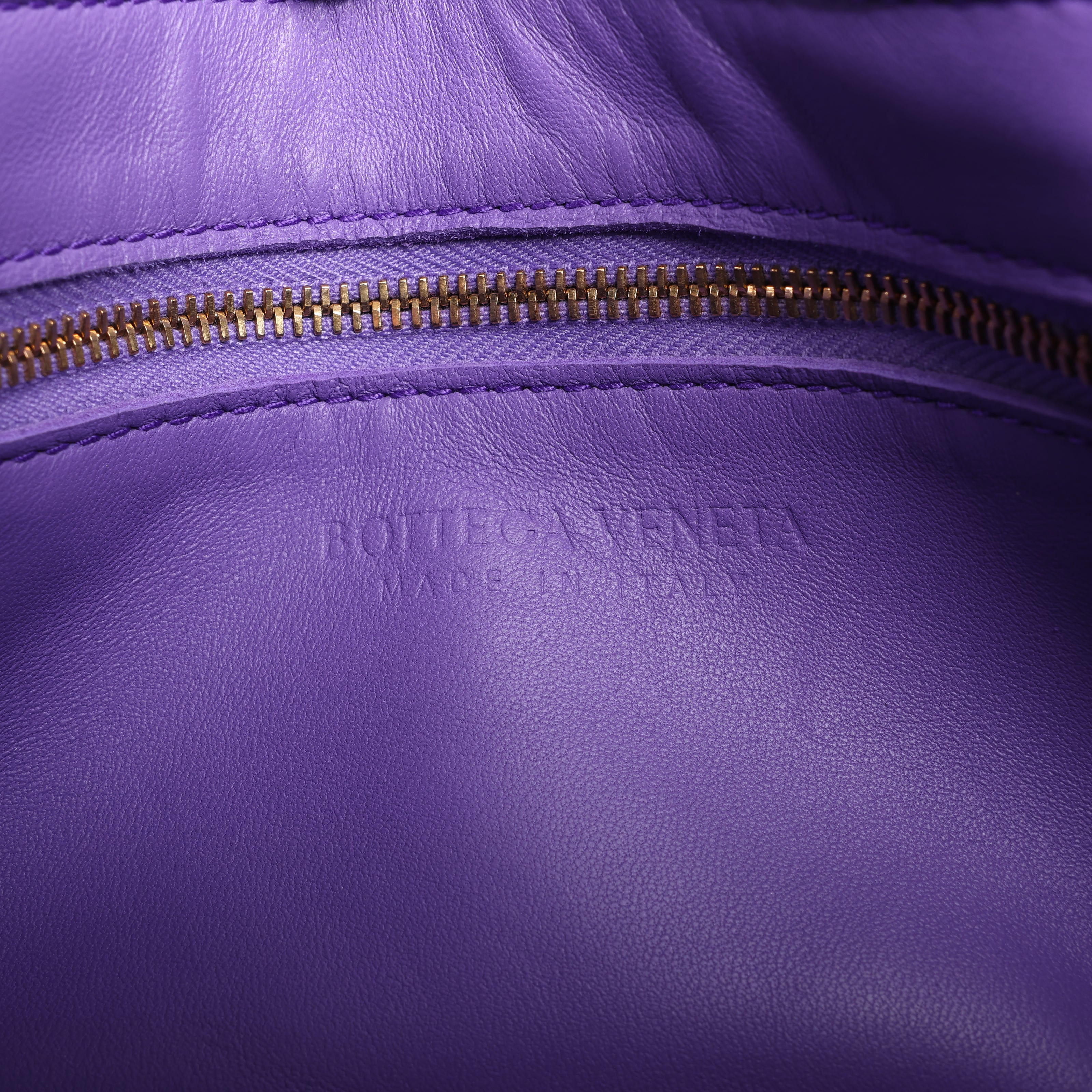 Bottega Veneta Maxi Intrecciato Cassette Leather Shoulder Bag in Purple