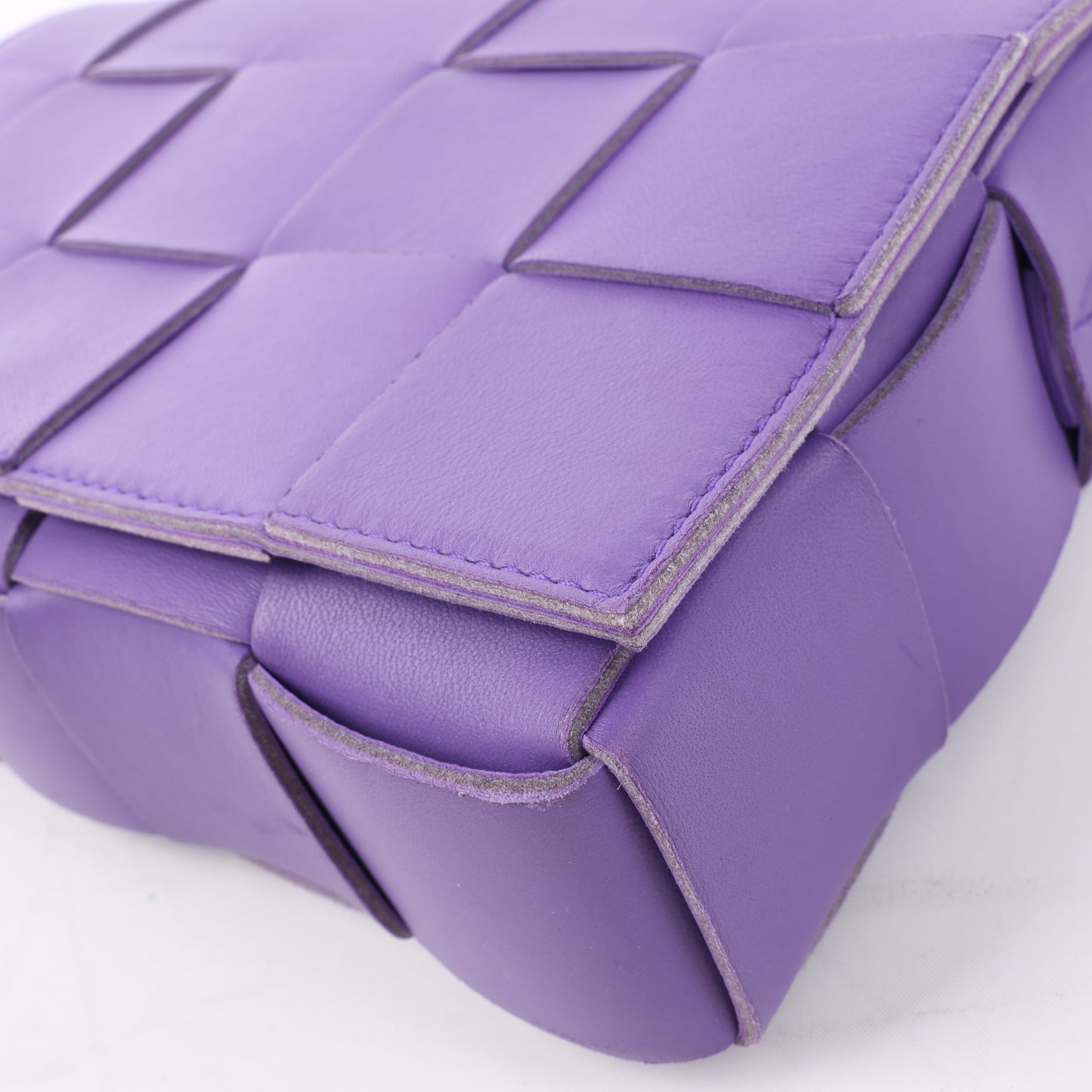 Bottega Veneta Maxi Intrecciato Cassette Leather Shoulder Bag in Purple