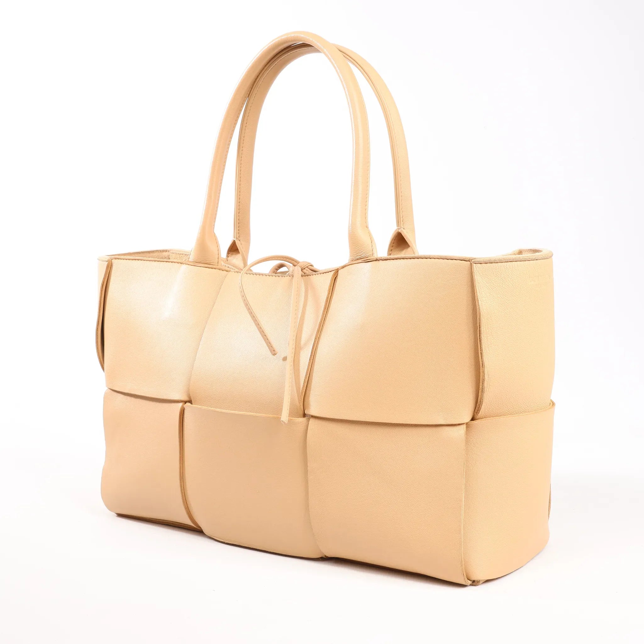 Bottega Veneta The Arco Maxi Intrecciato Large Leather Handbag in Beige