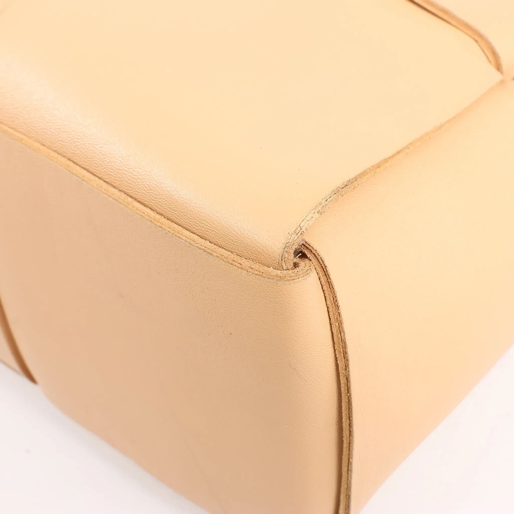 Bottega Veneta The Arco Maxi Intrecciato Large Leather Handbag in Beige