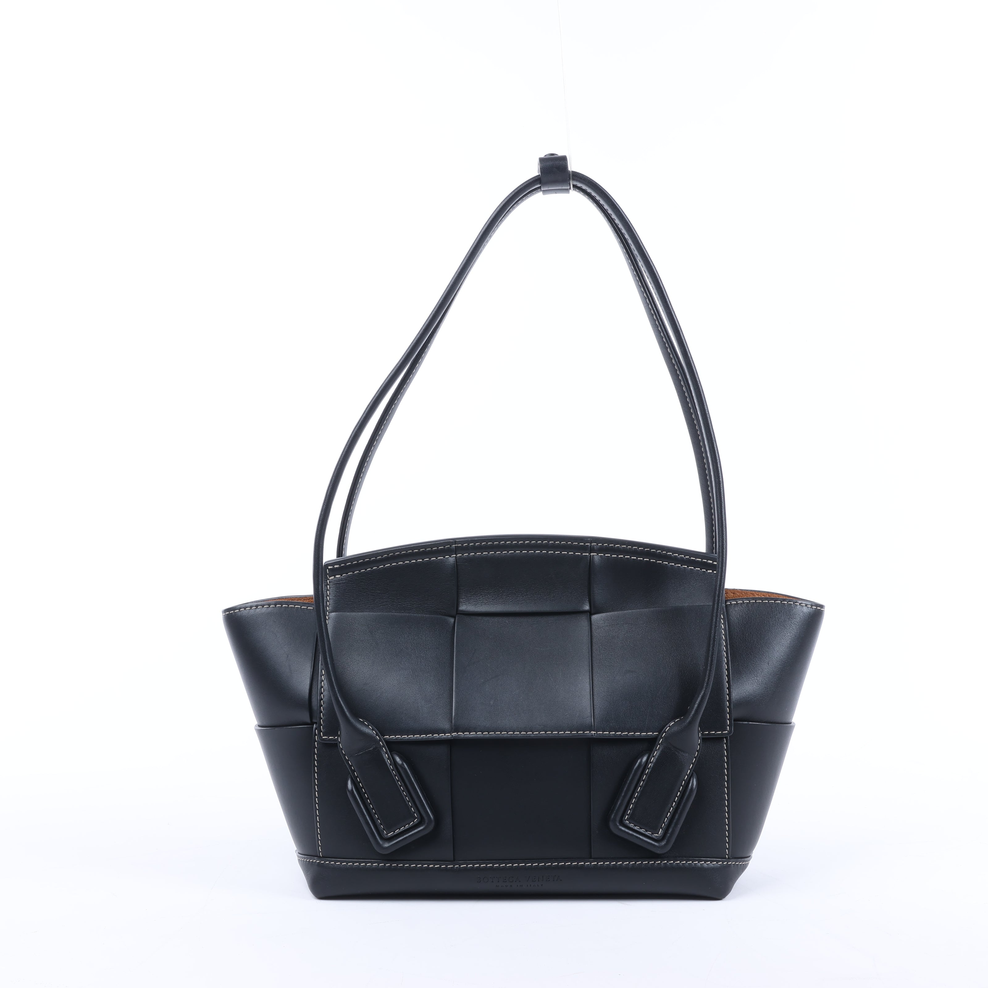 Bottega Veneta Arco Maxi Intrecciato Leather Handbag in Black