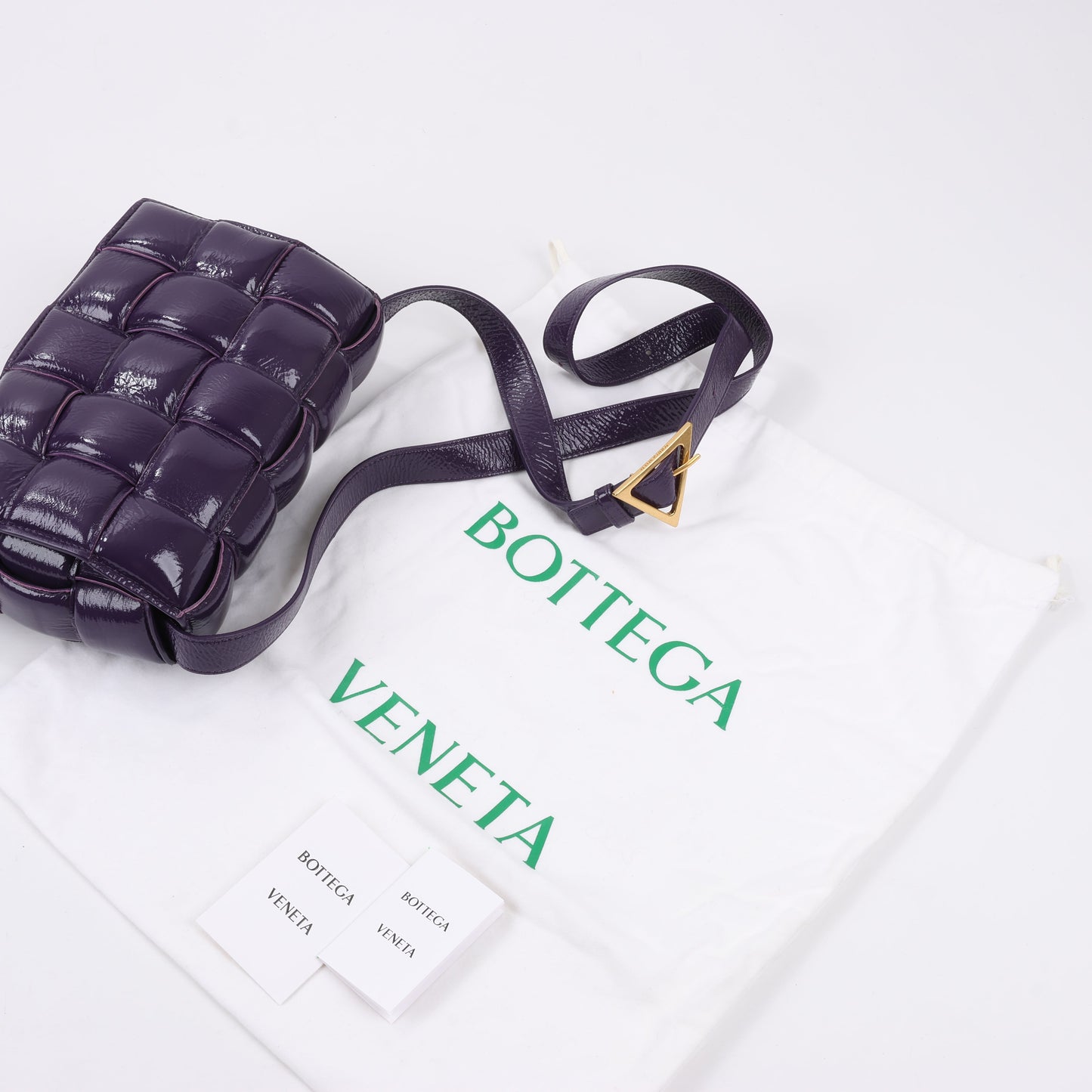 Bottega Veneta Padded Cassette Maxi Intrecciato Leather Shoulder Bag in Purple