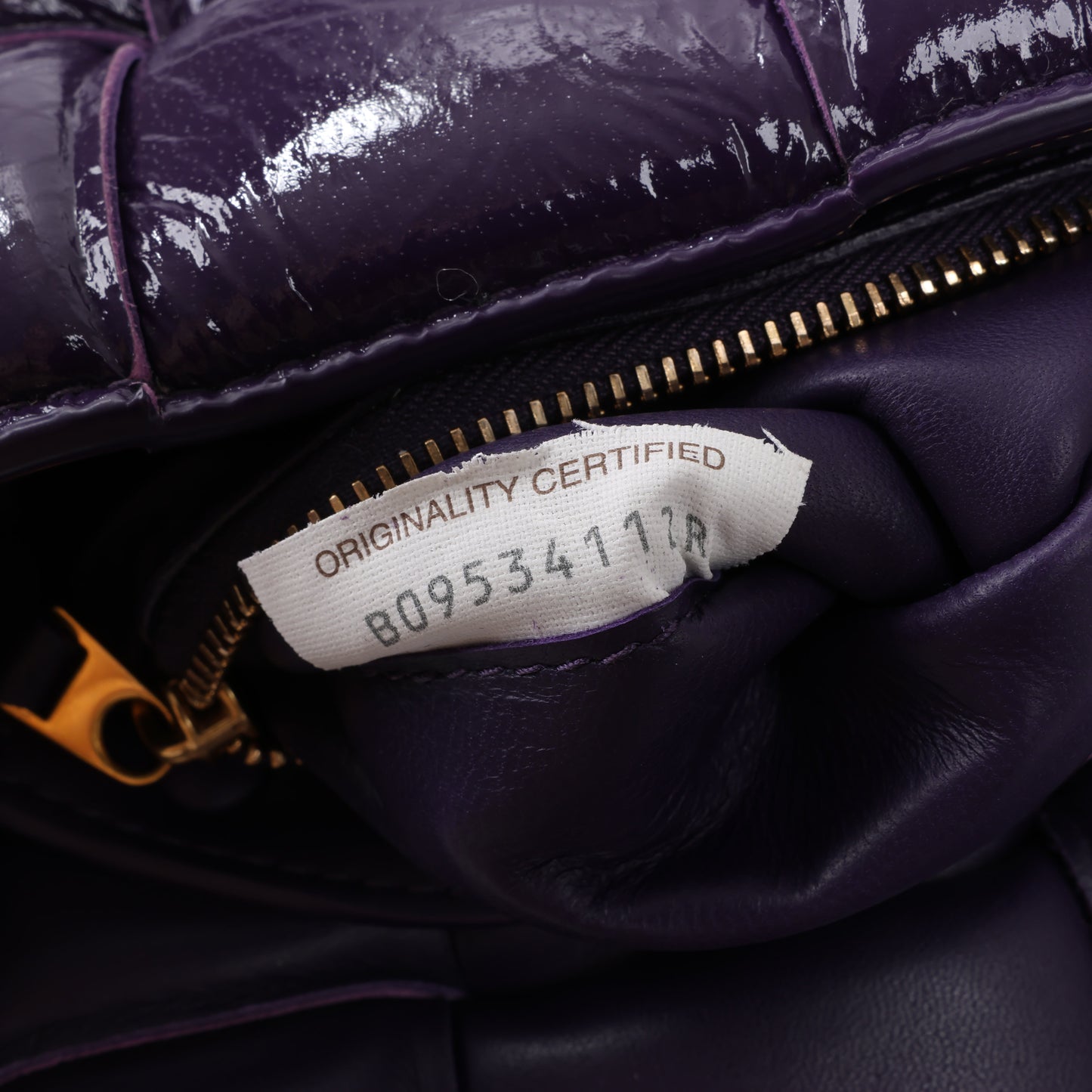 Bottega Veneta Padded Cassette Maxi Intrecciato Leather Shoulder Bag in Purple