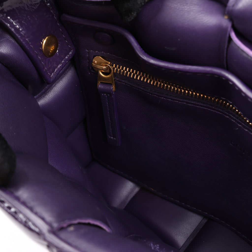 Bottega Veneta Padded Cassette Maxi Intrecciato Leather Shoulder Bag in Purple