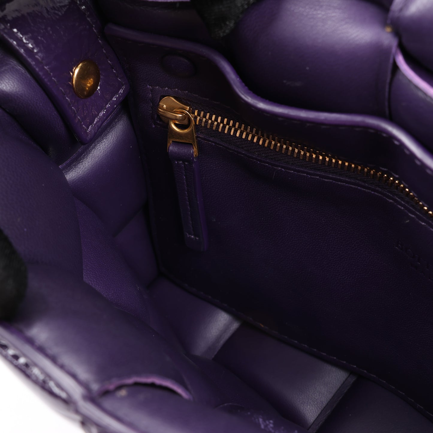 Bottega Veneta Padded Cassette Maxi Intrecciato Leather Shoulder Bag in Purple