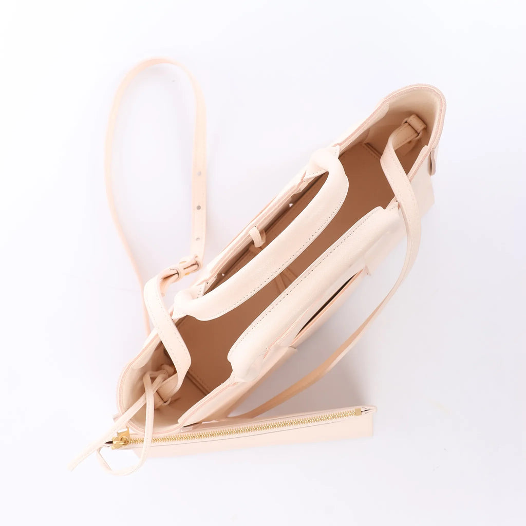 Bottega Veneta The Arco Maxi Intrecciato Leather Handbag in Pink