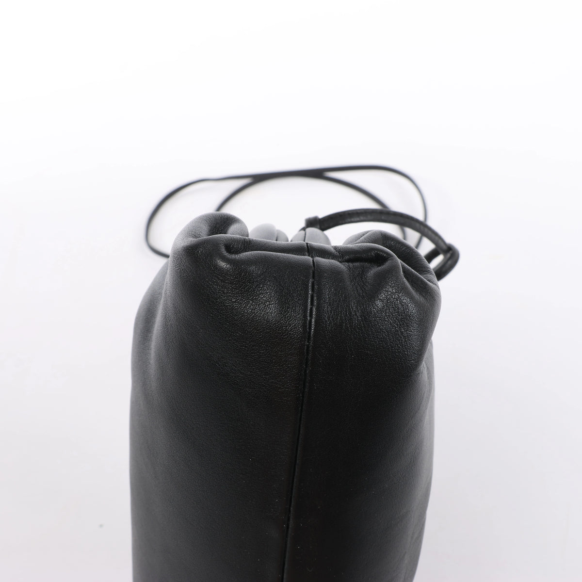 Bolso de hombro de cuero Intrecciato Bottega Veneta en rosa