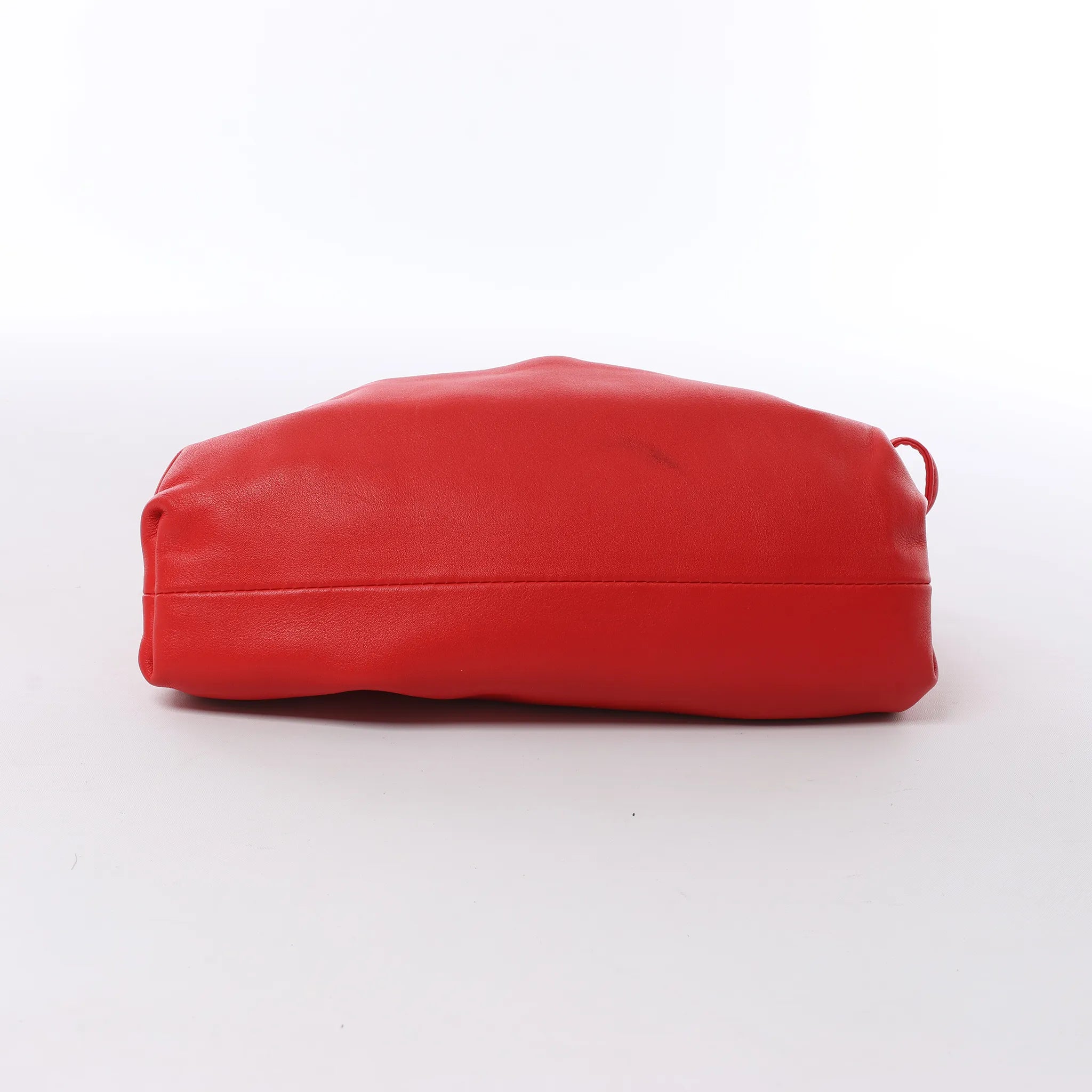 Bottega Veneta Mini The Pouch Leather Crossbody bag in Red