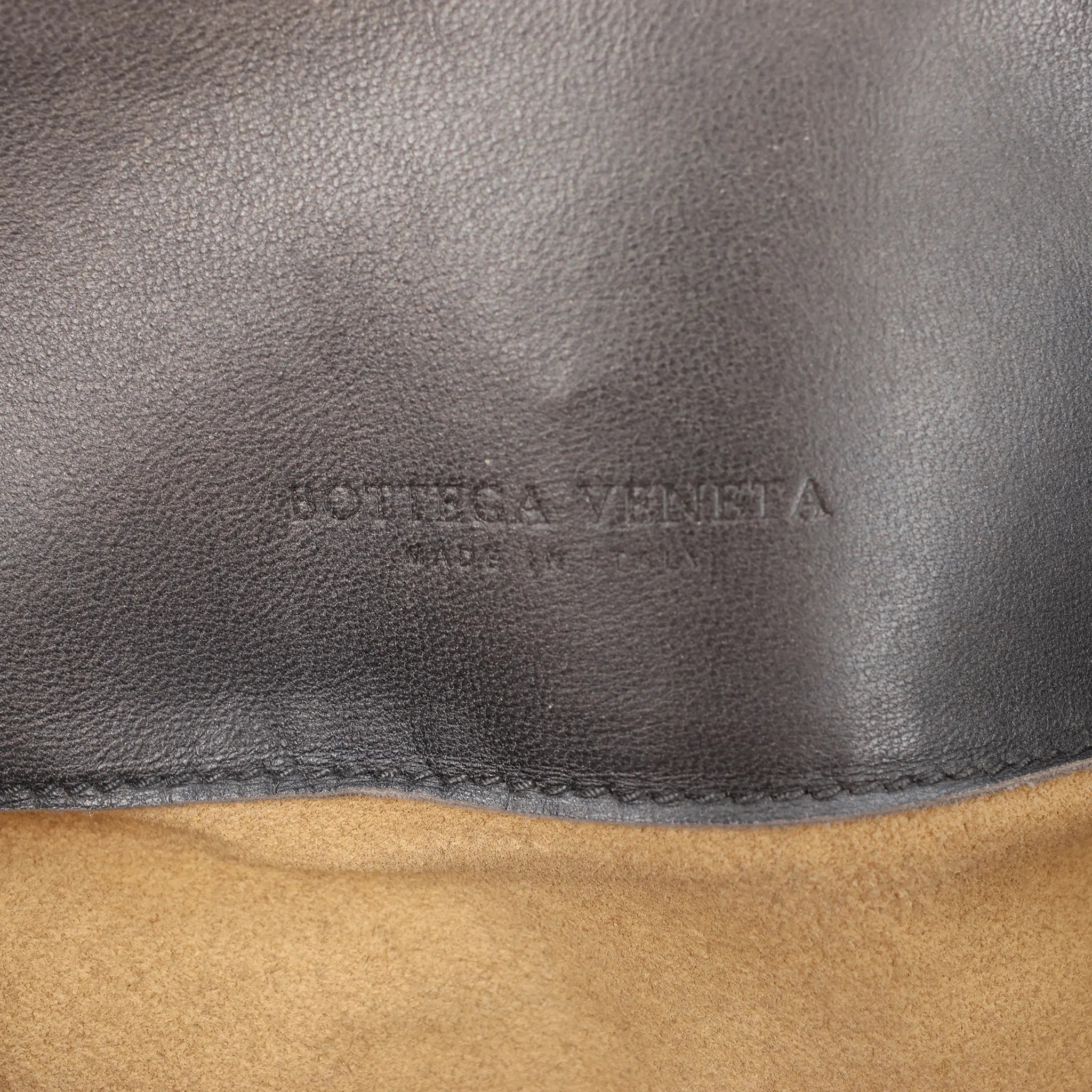 Bottega Veneta Intrecciato Roma Leather Handbag in Gray