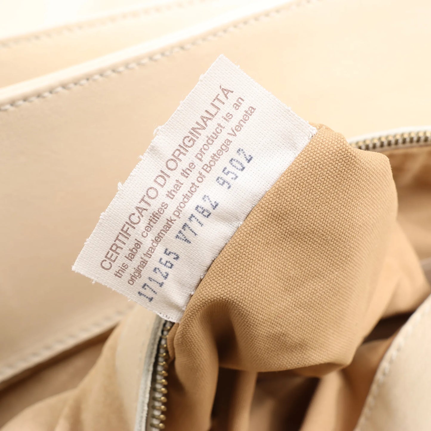 Bottega Veneta Intrecciato Roma Leather Handbag in Beige 171265