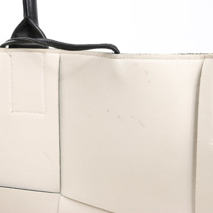 Bottega Veneta The Arco Maxi Intrecciato Large Leather Handbag in Black