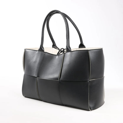 Bottega Veneta The Arco Maxi Intrecciato Large Leather Handbag in Black