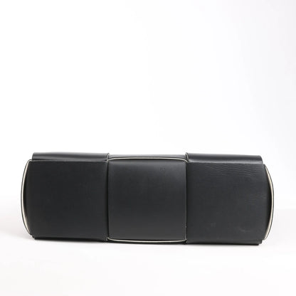 Bottega Veneta The Arco Maxi Intrecciato Large Leather Handbag in Black