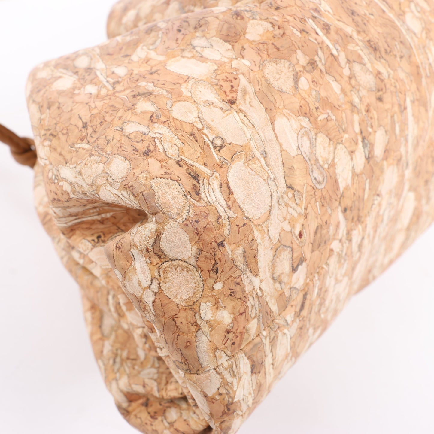 Bottega Veneta Mini The Pouch 20 Cork Crossbody bag in Beige