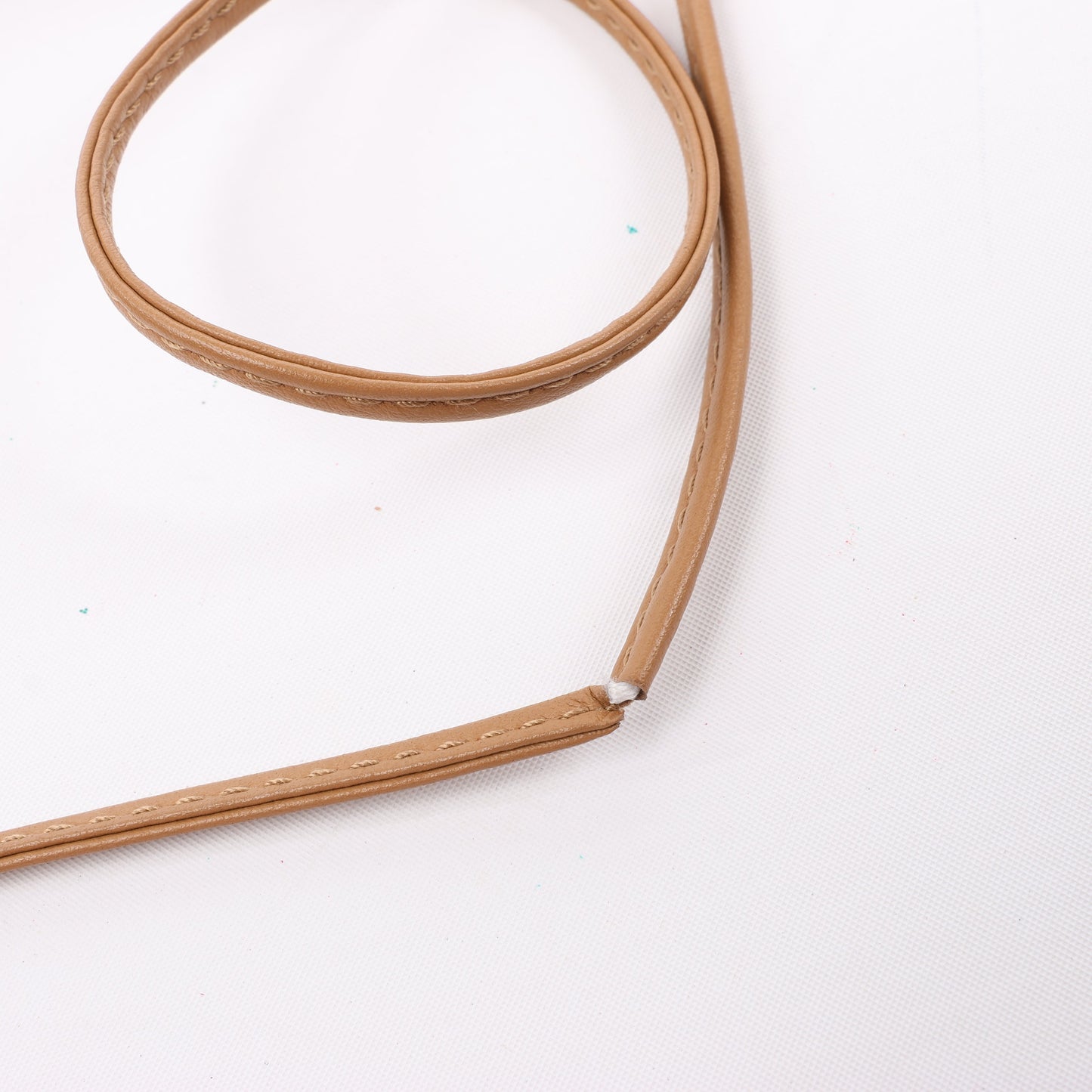 Bottega Veneta Mini The Pouch 20 Cork Crossbody bag in Beige