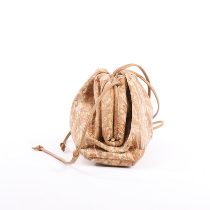 Bottega Veneta Mini The Pouch 20 Cork Crossbody bag in Beige