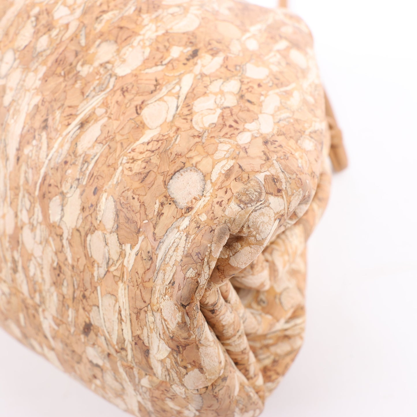 Bottega Veneta Mini The Pouch 20 Cork Crossbody bag in Beige