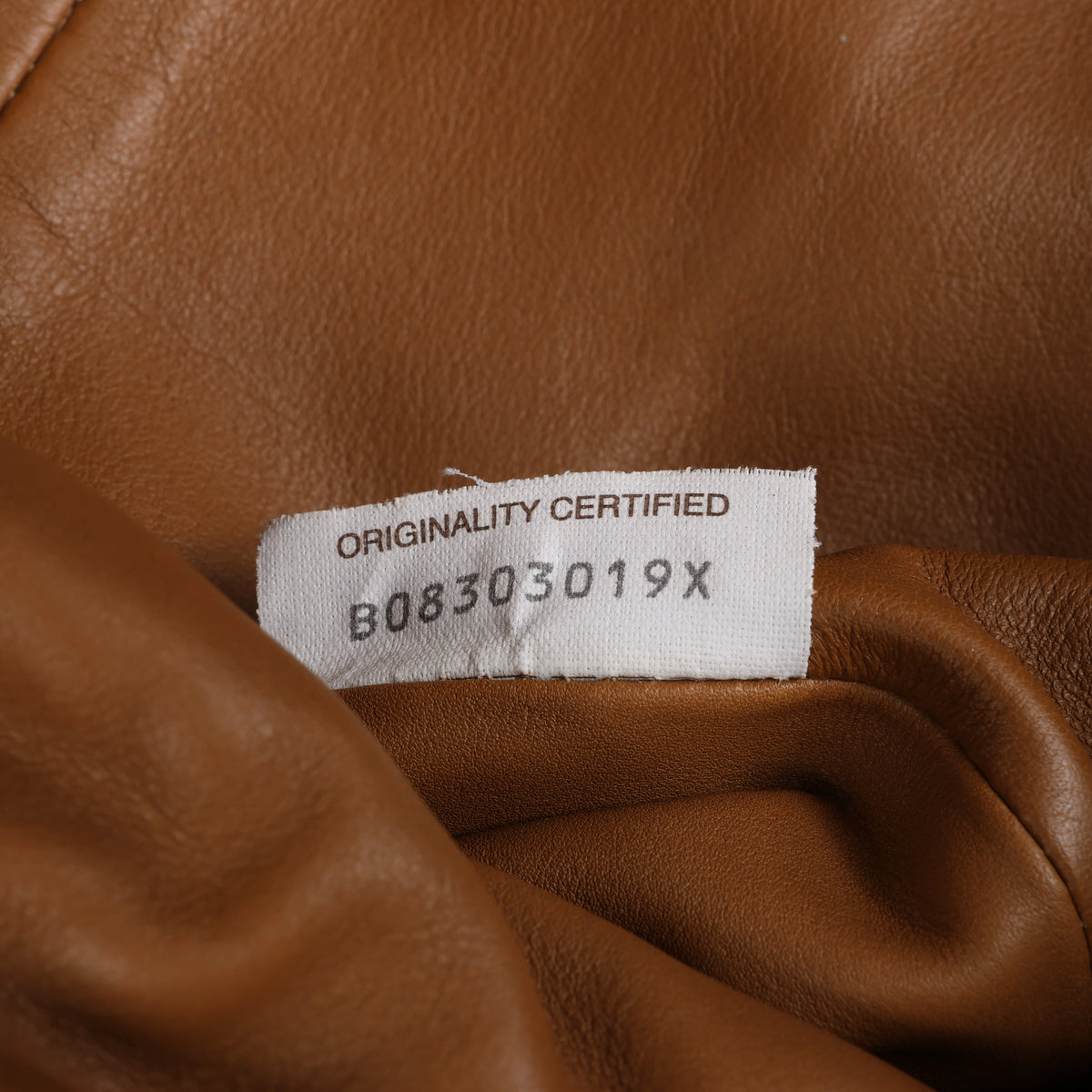 Bolso bandolera mini The Pouch de cuero Bottega Veneta en marrón