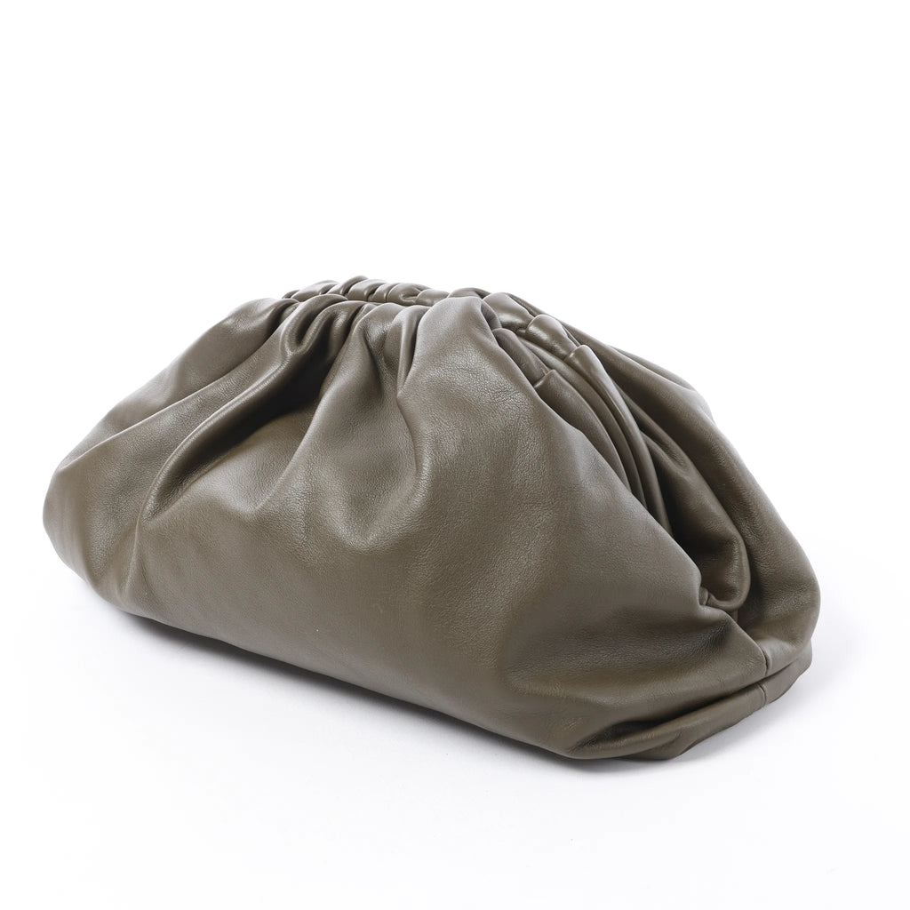 Bottega Veneta The Pouch Oversize Leather Clutch Bag in Green