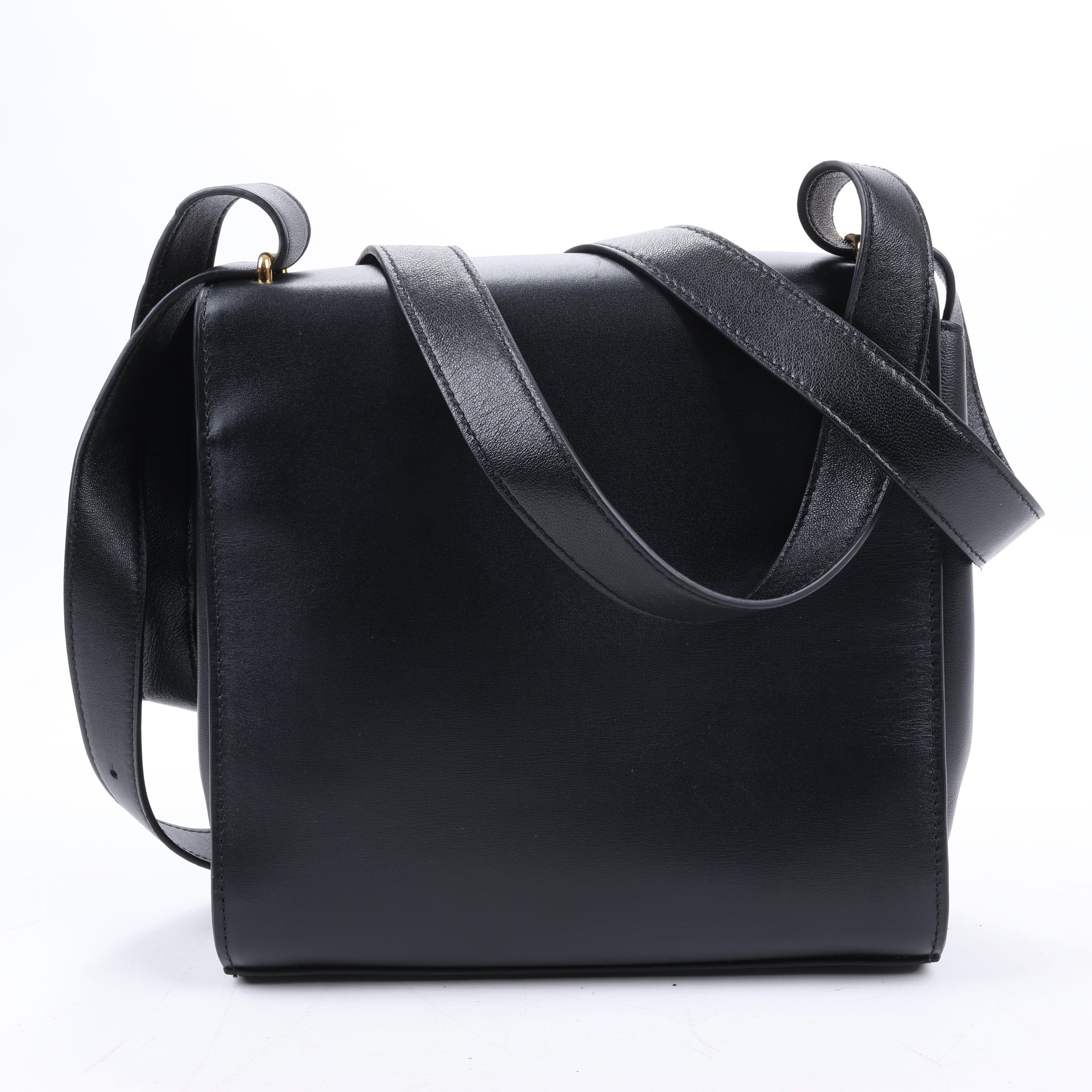 Bottega Veneta Box Calfskin Nappa Clip Shoulder Bag in Black