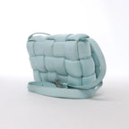 Bolso de hombro de cuero Intrecciato Bottega Veneta en rosa